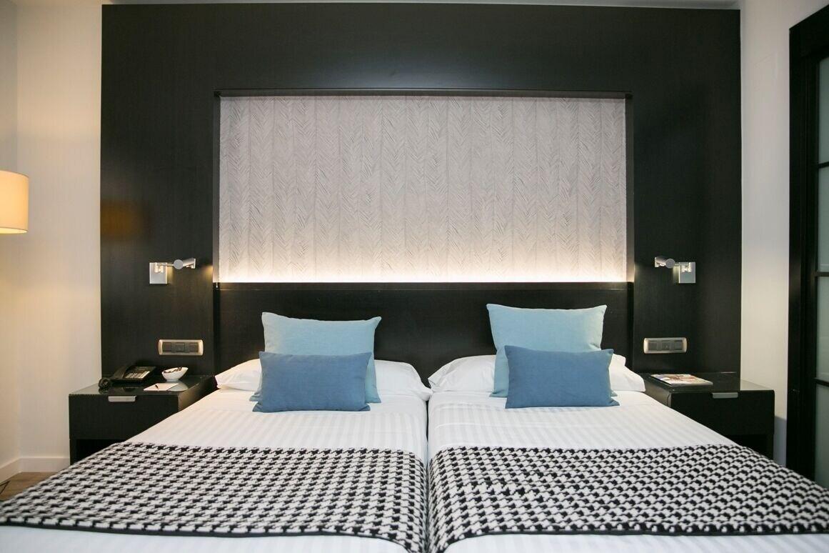 Intur Castellon Hotel Castellon de la Plana Bagian luar foto